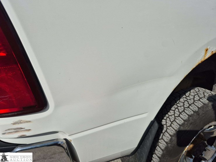 2012-dodge-2500-image-25