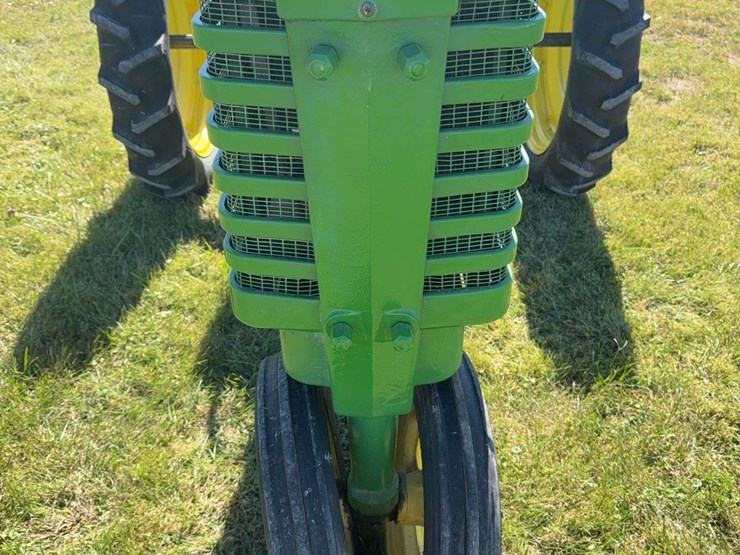 john-deere-h-image-9