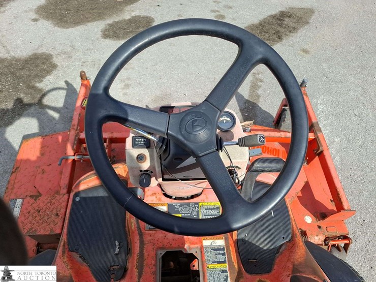 2011-kubota-f3080-image-9