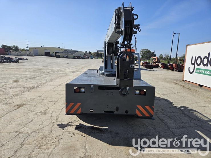 2008-shuttlelift-3330fl-image-4