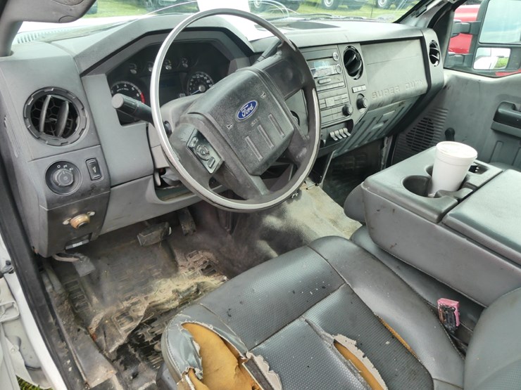 2011-ford-f250-xlt-image-13