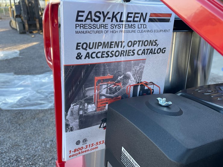 #4639-•-magnum-4000-gold-power-washer-image-20