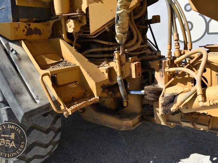 1994-caterpillar-d300d-image-24