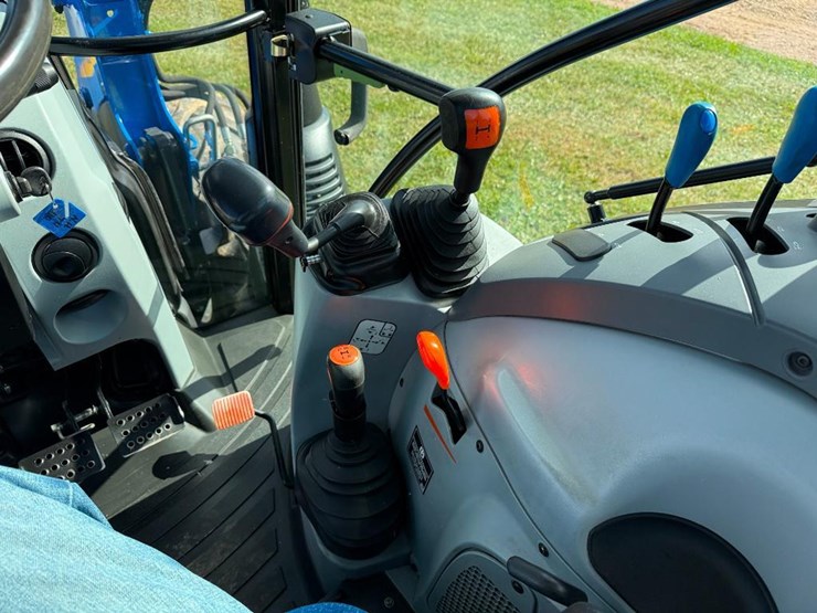 new-holland-t4.110-image-61