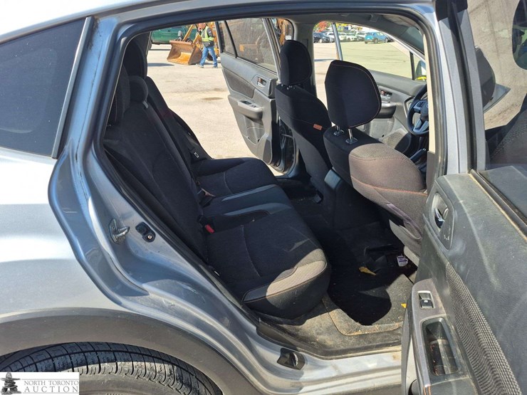 2016-subaru-crosstrek-image-25