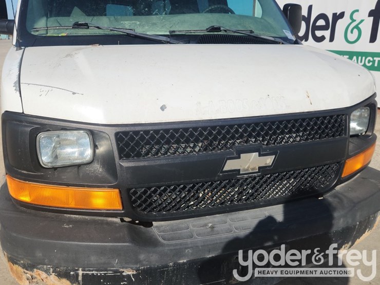 2005-chevrolet-3500-image-41