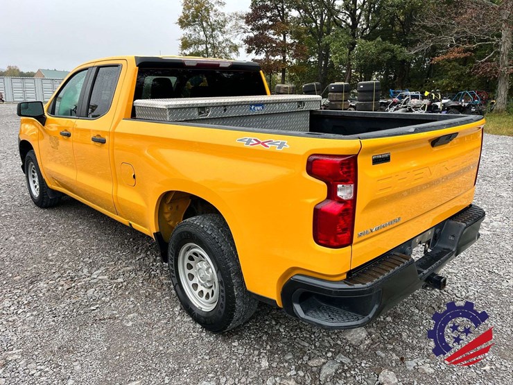 2019-chevrolet-silverado-4wd-pickup-truck-image-20