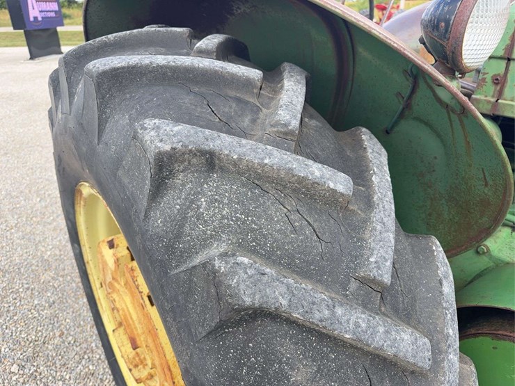 1954-john-deere-60-image-31
