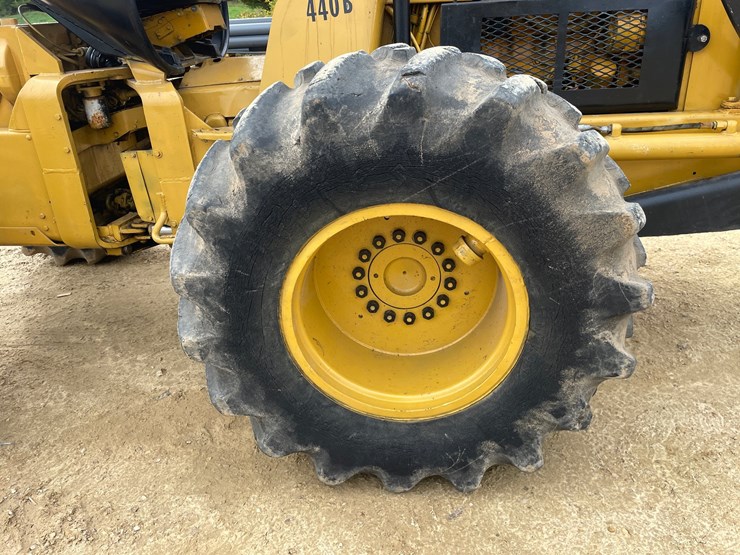 deere-440b-image-75