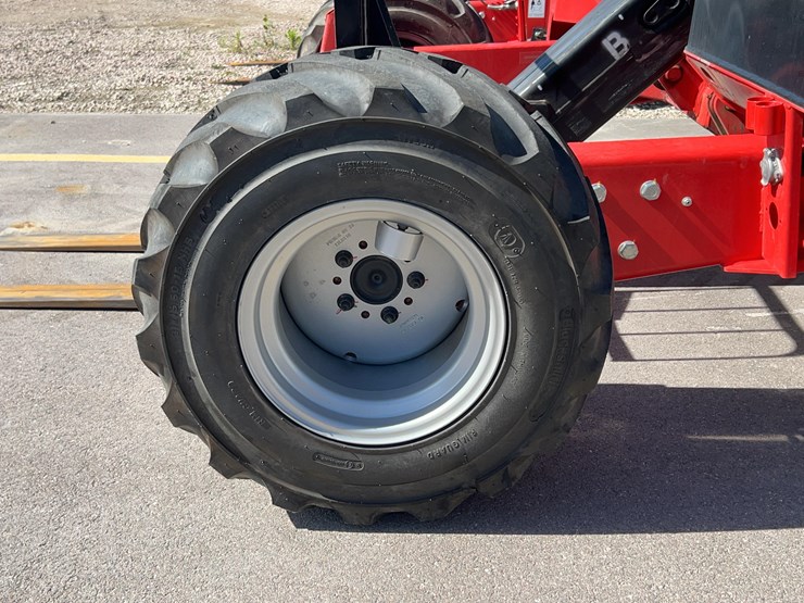2024-manitou-tmt55ht-image-22
