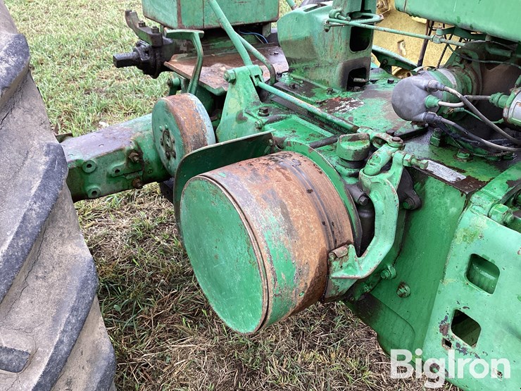 1952-john-deere-a-image-12