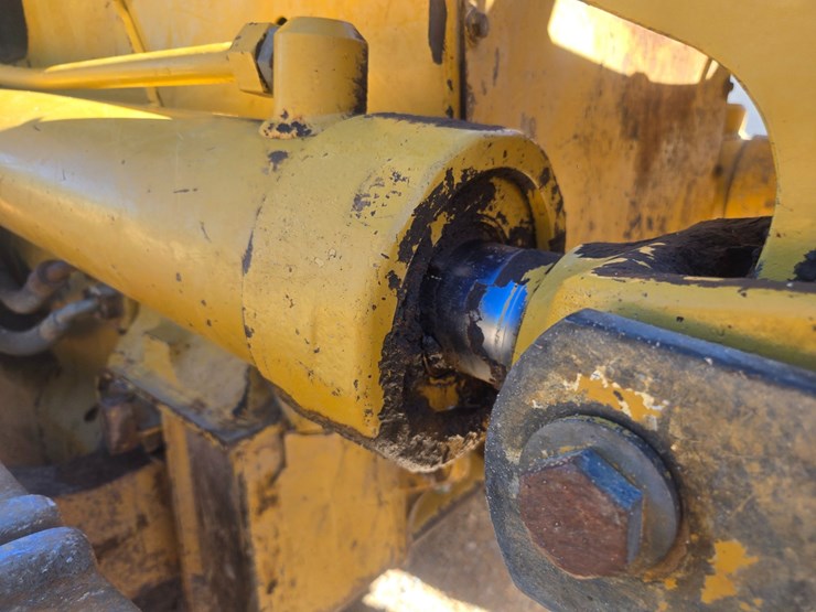 2006-caterpillar-963c-image-100