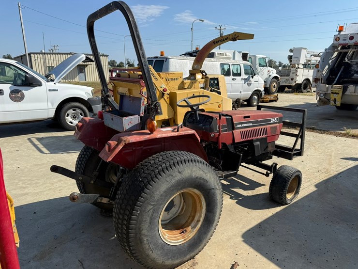 1987-case-ih-245-image-3