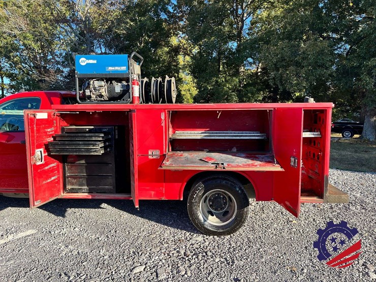 2019-gmc-sierra-3500-image-22