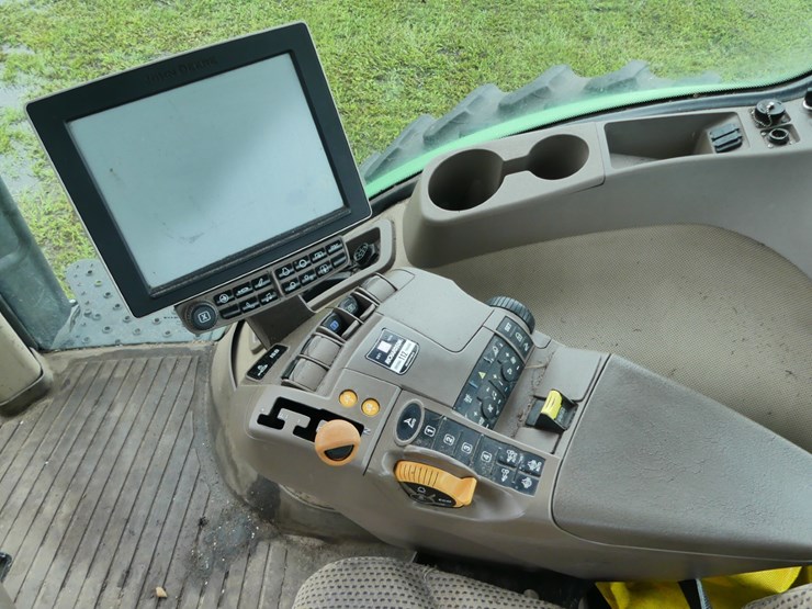 john-deere-7210r-image-14