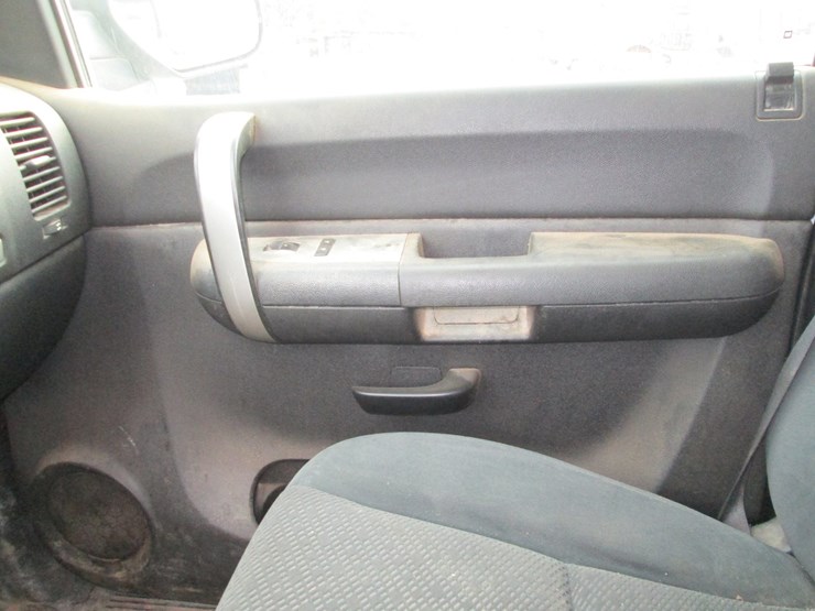 2007-chevrolet-2500hd-image-32