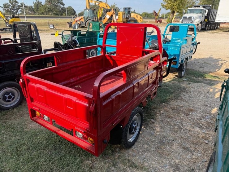 new-three-wheel-electric-dump-cart-image-2