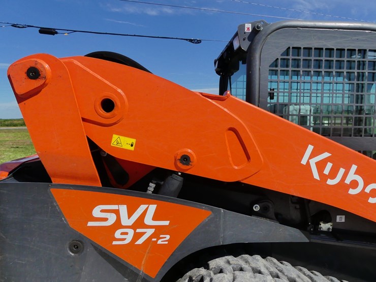 kubota-svl97-2-image-8