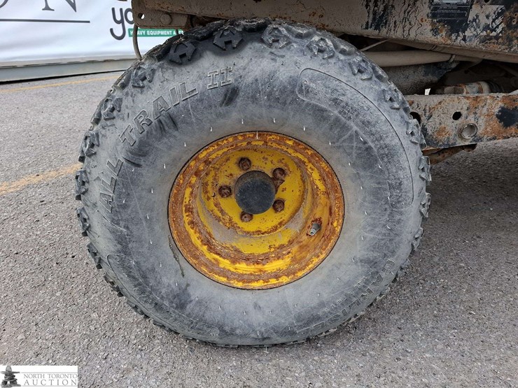 john-deere-gator-image-18