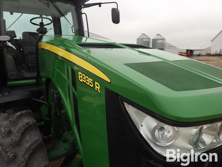 2012-john-deere-8335r-image-14