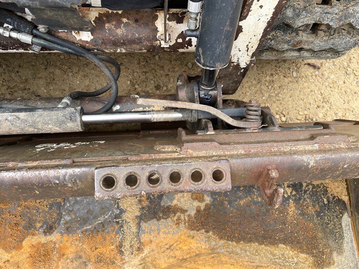 2015-bobcat-t550-image-26