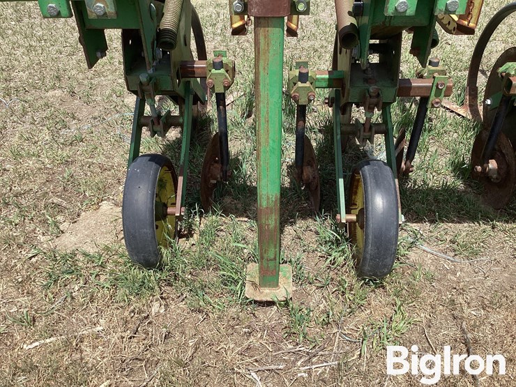 john-deere-885-image-11