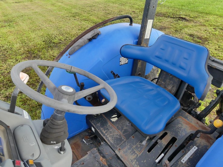 new-holland-tn75-image-11