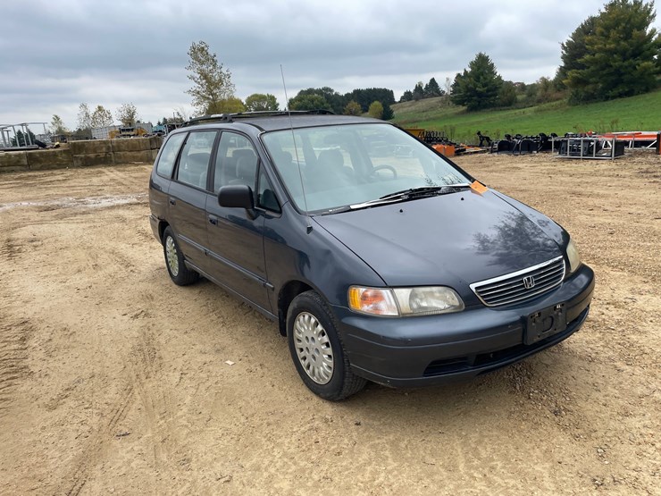 1997-honda-odyssey-image-3