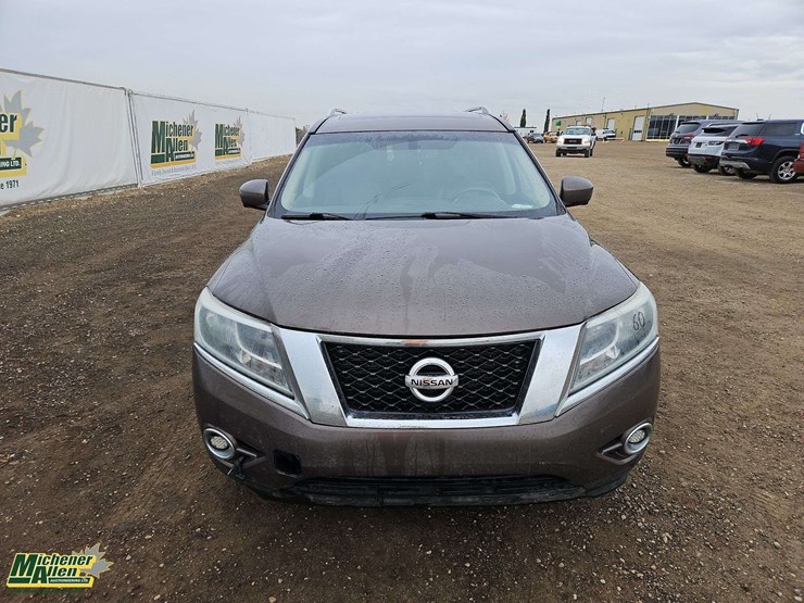2015-nissan-pathfinder-image-5