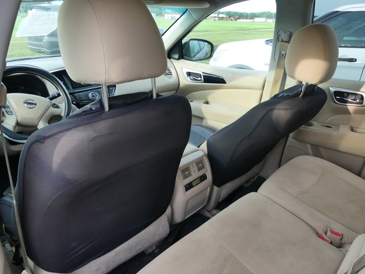 2014-nissan-pathfinder-image-10