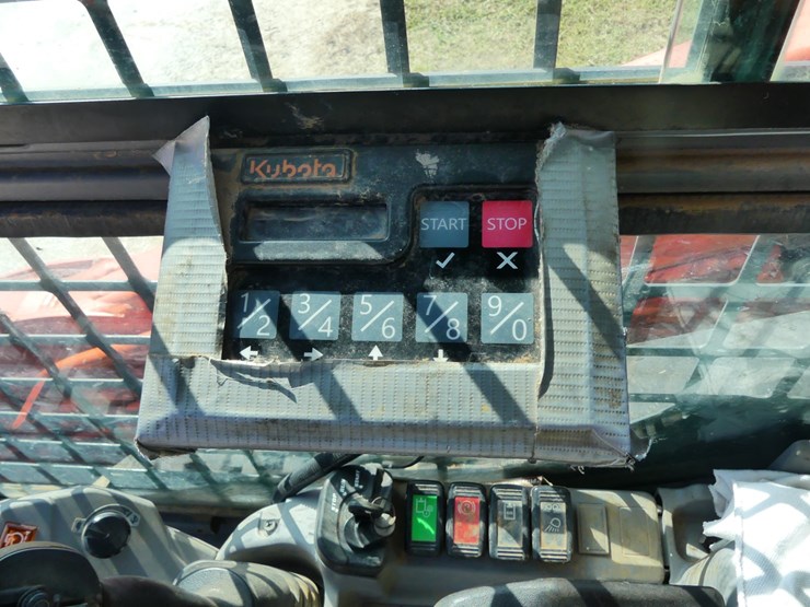 kubota-svl75-2-image-18