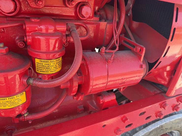 farmall-350-image-18
