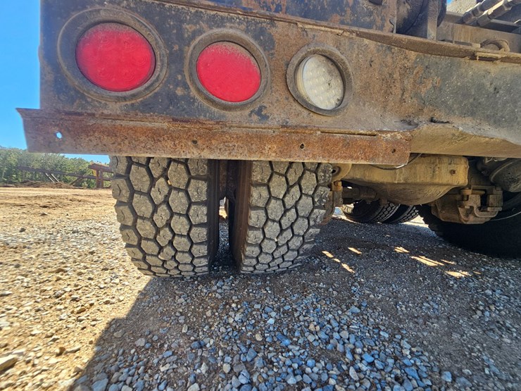 2007-mack-cl713-image-75