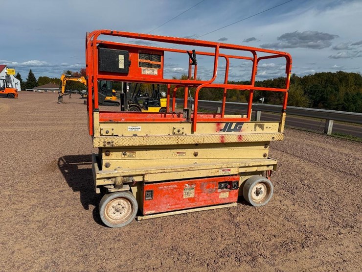 jlg-2033e-image-1