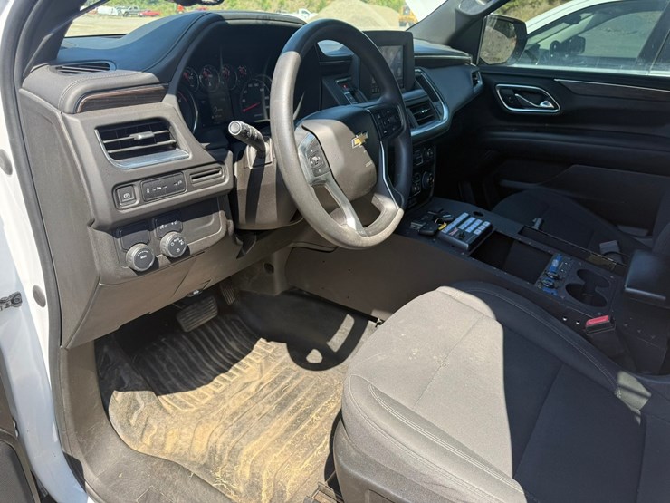 2021-chevrolet-tahoe-image-54