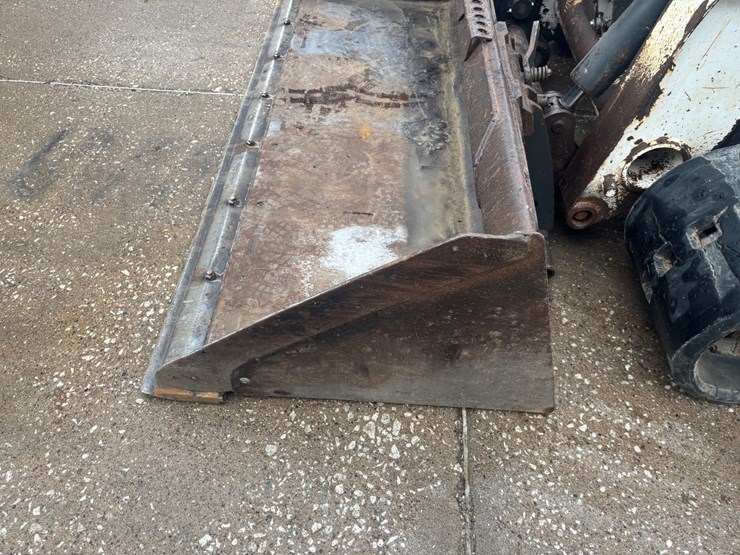 2015-bobcat-t770-image-55