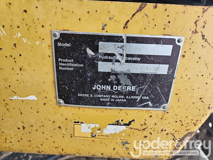 2016-deere-135g-image-46