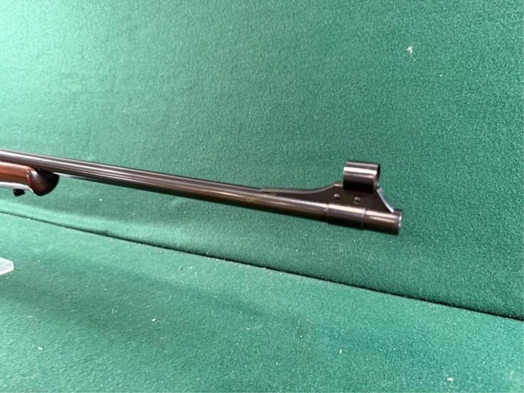 savage-anschutz-22lr-rifle-image-4