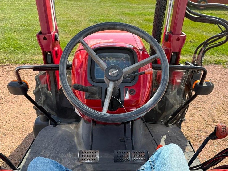 case-ih-farmall-80-image-51