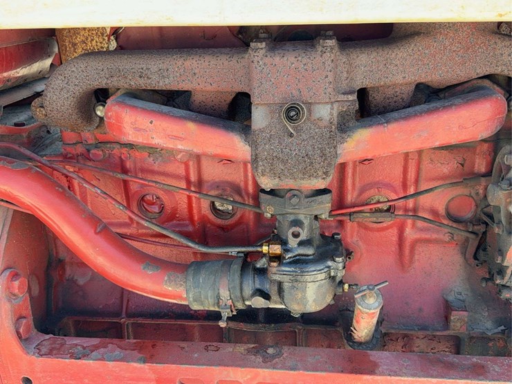 farmall-560-image-18