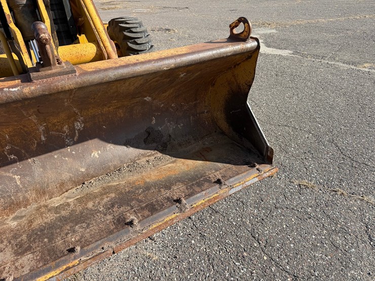 caterpillar-420e-image-11
