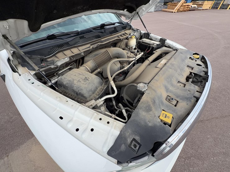2014-dodge-1500-image-24