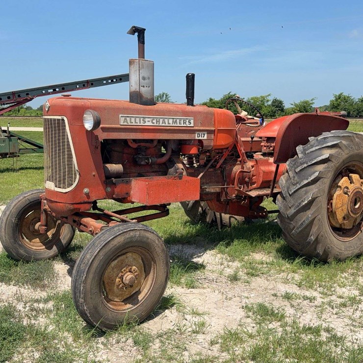 Allis Chalmers D17