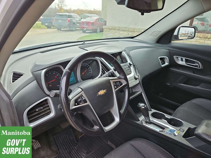 2017-chevrolet-equinox-image-17