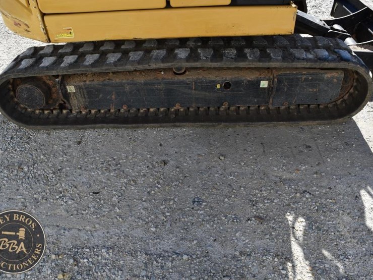2023-caterpillar-306cr-image-40