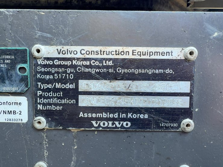 2019-volvo-ecr145el-image-46