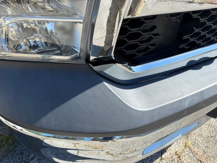 2017-dodge-1500-image-26