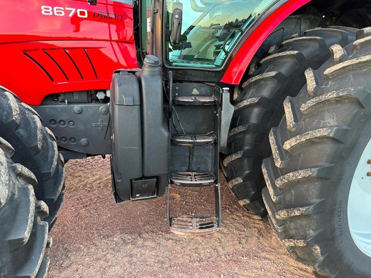 massey-ferguson-8670-image-21