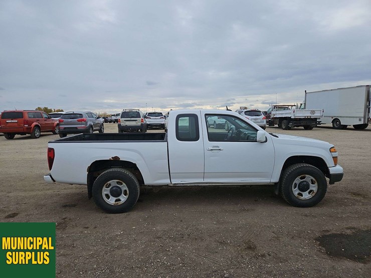 2012-chevrolet-colorado-image-13