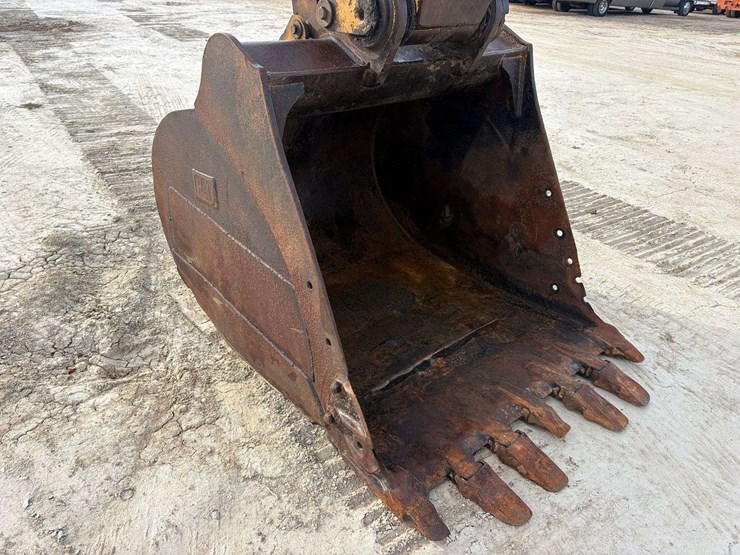 2008-caterpillar-330-image-16